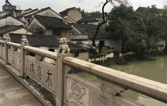 Feng Zikai's former residence takes on southern residential features, exquisite with a compact layout.