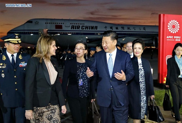 Chinese President Xi Jinping (2nd R, front) and his wife Peng Liyuan (1st R, front) are received by Peruvian Second Vice President Mercedes Araoz (2nd L) at the airport in Lima, Peru, Nov. 18, 2016. Xi arrived in Peru Friday to attend the upcoming Asia-Pacific Economic Cooperation (APEC) Economic Leaders' Meeting and pay his first state visit to Peru. (Xinhua/Ju Peng)