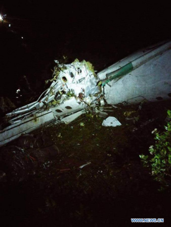 Photo taken on Nov. 28, 2016 provided by Noticias Telemedellin, shows the debris of the plane carrying the Brazilian football team Chapecoense, that crashed in a mountainous area outside the Colombian city of Medellin, in the department of Antioquia, Colombia. Photo/Xinhua)