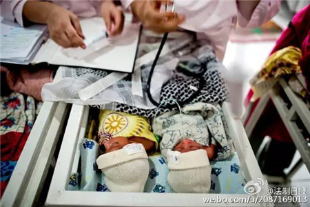 During Jiang's three-month stay in Afghanistan, she has assisted with thousands of births without one single case of maternal death. (Photo/Sina Weibo)