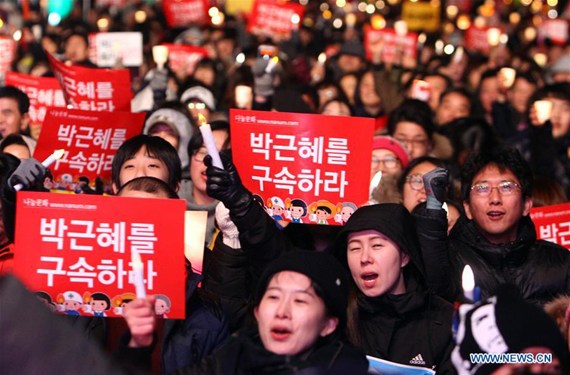 People attend a rally calling for the resignation of South Korean President Park Geun-hye in Seoul, South Korea, on Dec. 3, 2016.(Photo/Xinhua/Yao Qilin)