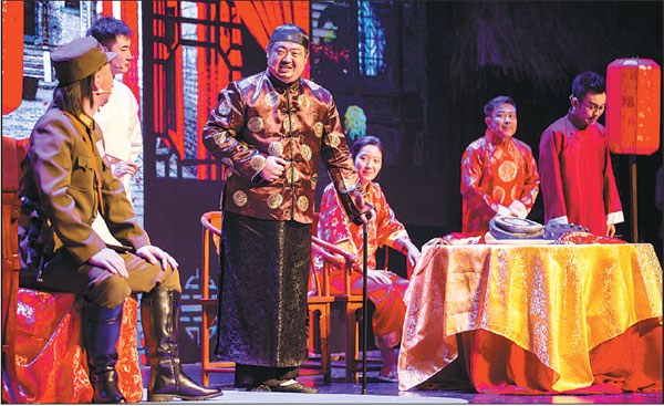 A scene from The Jiang's House 1912 in Dalian, Liaoning province. The production was the city's first crowdfunded modern drama.Photos By Wen Lei / For China Daily
