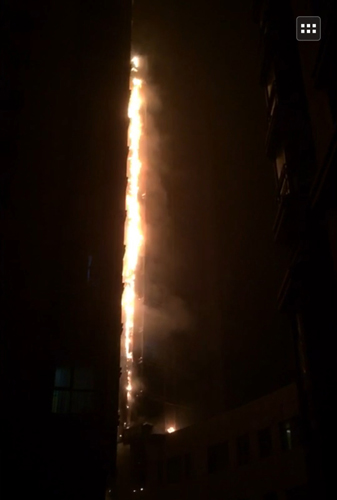 Flames rise from the building in Beijing. (Photo/Legal Evening News)