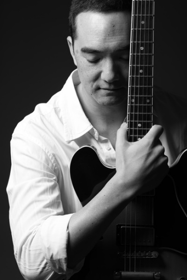 Born and raised in Los Angeles, California, Lawrence has made China his home for over 10 years.(Photo provided to China Daily)