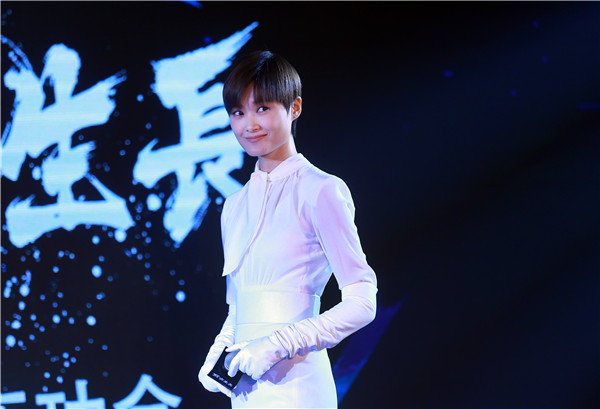 Li Yuchun's latest album, Growing Wild, sold over 6 million copies, grossing over 32.8 million yuan. (Photo provided to China Daily)