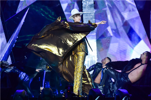 Li Yuchun performs during her Growing Wild tour, which toured five cities around China. (Photo provided to China Daily)