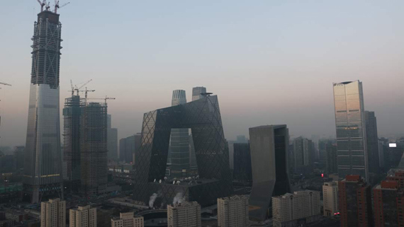 Beijing was shrouded in smog. (File photo/CGTN)