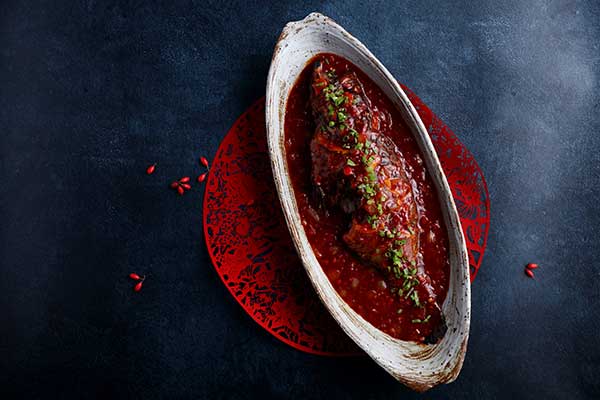 Steamed grouper has a spicy edge at Country Kitchen in Rosewood Beijing.(Photo provided to China Daily)