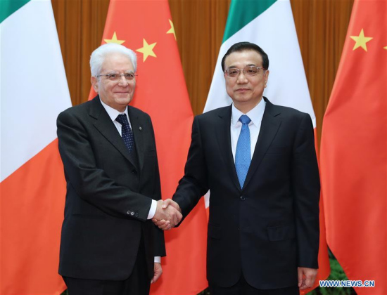 Chinese Premier Li Keqiang (R) meets with Italian President Sergio Mattarella in Beijing, capital of China, Feb. 23, 2017. (Xinhua/Xie Huanchi)