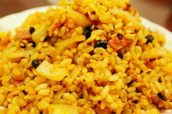 Stir-fried rice with Lao Gan Ma. (File photo)