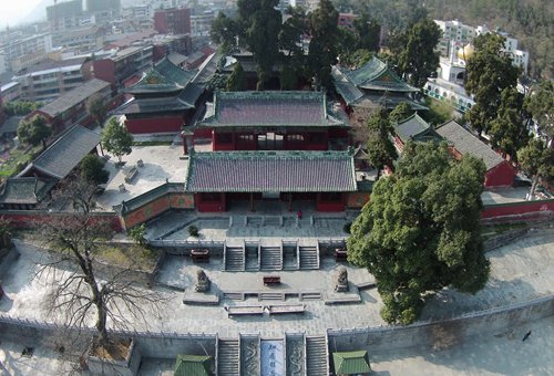 An aerial view of the Pingwu Bao'en Temple (Photo/Courtesy of Ren Yin)
