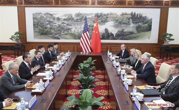 Chinese Foreign Minister Wang Yi (2nd L) meets with U.S. Secretary of State Rex Tillerson (2nd R) in Beijing, capital of China, March 18, 2017. (Xinhua/Pang Xinglei)