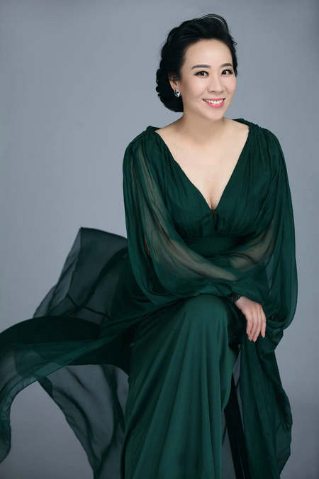 Lucia di Lammermoor  features Chinese-Canadian soprano Zhang Liping. (Photo provided to China Daily)
