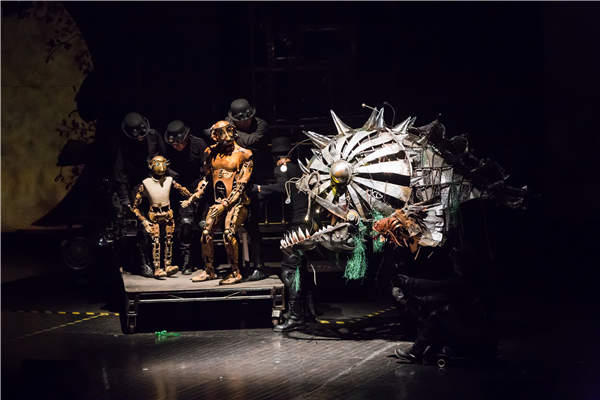 Papa's Time Machine, directed by Ma Liang, will be staged in Beijing from April to May as part of the Meet in Beijing Arts Festival. (Photo provided to China Daily)