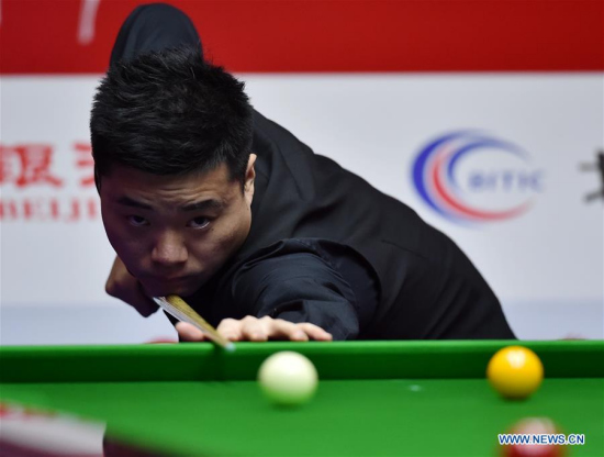 Ding Junhui of China competes during the heldover match of 2017 World Snooker China Open Tournament against Sean O'sullivan of England in Beijing, capital of China, March 27, 2017. Ding Junhui won 5-3. (Xinhua/Zhang Chenlin)