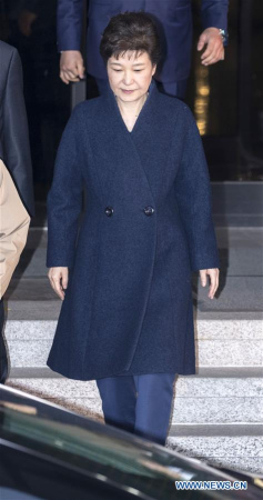 Former President Park Geun-hye of South Korea on Tuesday decided to appear in a Seoul court to avoid arrest, which is being sought by prosecutors over a corruption scandal embroiling her.