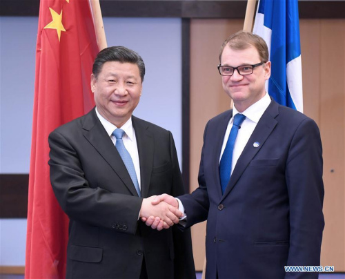 Chinese President Xi Jinping (L) meets with Finnish Prime Minister Juha Sipila in Helsinki, Finland, April 5, 2017. (Xinhua/Zhang Duo)