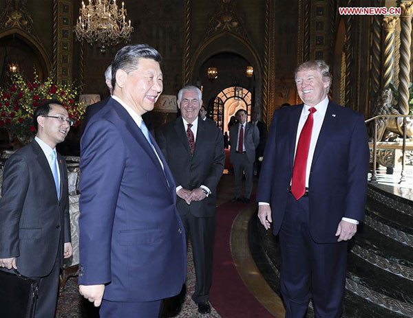 President Xi Jinping (2nd L) and his US counterpart Donald Trump (1st R) hold the second round of talks in the Mar-a-Lago resort in Florida, the United States, April 7, 2017. (Photo/Xinhua)