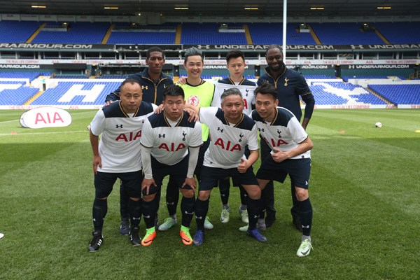 Chinese soccer fans who play in an amateur five-a-side league gets the chance to play at a famous English Premier League stadium this week when they will take part in the annual AIA Championships. (Provided to chinadaily.com.cn)