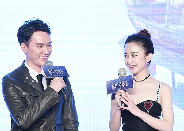 Feng Shaofeng, starring the Buddhist monk Tang Seng, promotes the upcoming Monkey King 3 with lead actress Zhao Liying, who plays the queen of a magical kingdom. (Photo provided to China Daily)