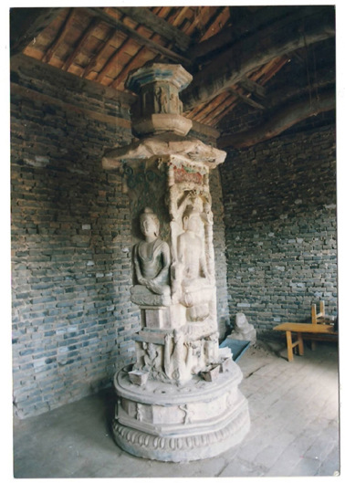 The Dengyu Stone Tower in the Dengyu village in Shanxi before its body and spire were stolen. (Photo/CGTN)