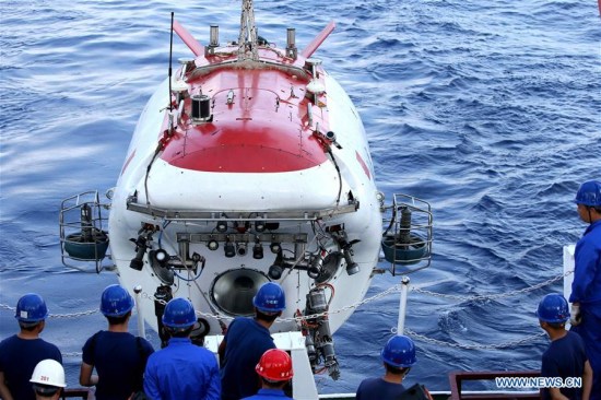 Jiaolong, China's manned submersible, is about to dive into the South China Sea, May 6, 2017.  (Xinhua/Liu Shiping)