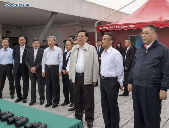 Zhang Dejiang (3rd R, front), chairman of the Standing Committee of China's National People's Congress (NPC), inspects the construction site of the Hong Kong-Zhuhai-Macao Bridge in Macao Special Administrative Region, south China, May 9, 2017. (Xinhua/Li Xueren) 