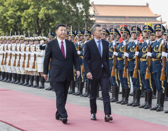 Chinese President Xi Jinping holds a welcome ceremony for his Argentine counterpart Mauricio Macri before their talks in Beijing, capital of China, May 17, 2017. (Xinhua/Li Tao)
