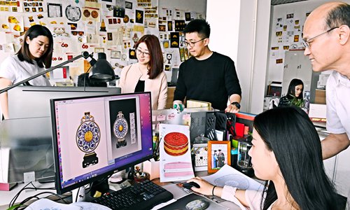 The designer group (Photo/Beijing Evening News)