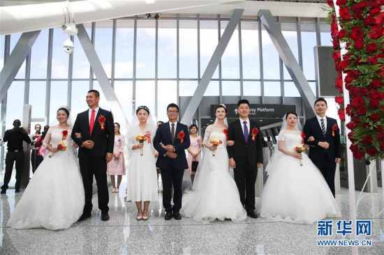 Group wedding of four Chinese couples held on May 20 at Standard Gauge Railway (SGR) Nairobi Terminus. (Photo/Xinhua)