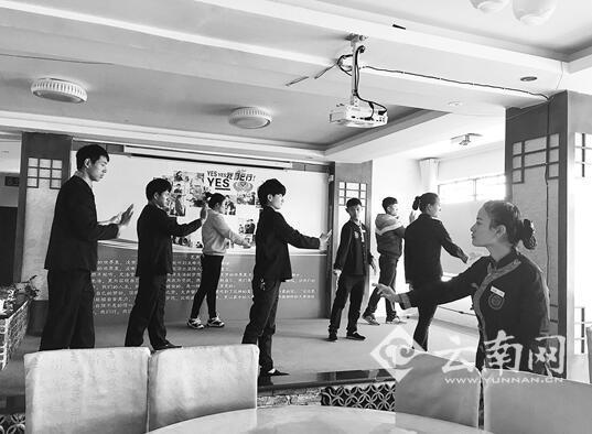 'Silent' restaurant in Yunnan becomes beloved home for disabled employees