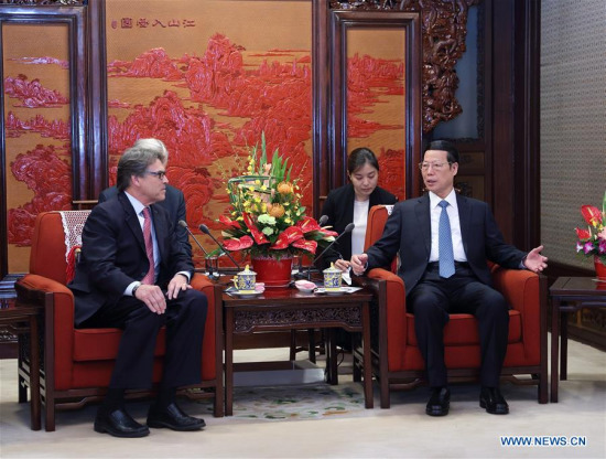 Chinese Vice Premier Zhang Gaoli (R) meets with U.S. Energy Secretary Rick Perry in Beijing, capital of China, June 8, 2017. (Xinhua/Wang Ye)