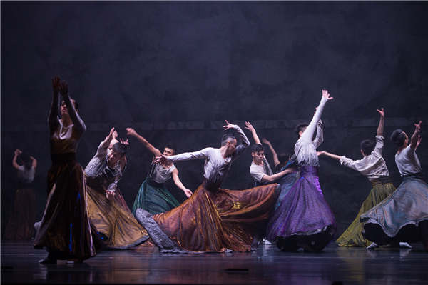 Amidst the Wind is a celebration of the most exhilarating dance excerpts from its productions of the past two decades.