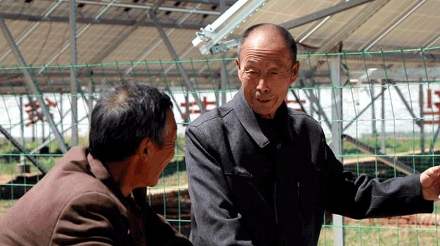 Xu Haicheng's family eradciated proverty by planting potatos in greenhouses. Yuan Qingpan / China Daily