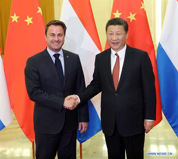 Chinese President Xi Jinping (R) meets with Luxembourg Prime Minister Xavier Bettel in Beijing, capital of China, June 14, 2017. (Xinhua/Liu Weibing)