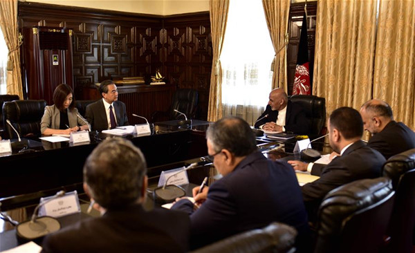 Afghan President Ashraf Ghani (R, Rear) meets with Chinese Foreign Minister Wang Yi (2nd L, Rear) in Kabul, capital of Afghanistan, on June 24, 2017. (Xinhua/Dai He)