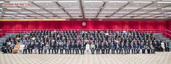 Chinese President Xi Jinping meets with a group of dignitaries from all walks of life in Hong Kong, south China, June 30, 2017. (Xinhua/Li Tao)