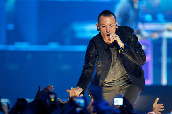 Chester Bennington of Linkin Park performs during a music festival at the MGM Grand Garden Arena in Las Vegas, Sept. 22, 2012. (File photo/Agencies)