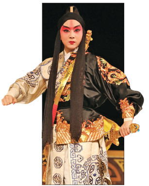 An artist in Wu Opera costume from Struggle, which runs from Aug 21 to Aug 28. (Photo/China Daily) An artist in Wu Opera costume from Struggle, which runs from Aug 21 to Aug 28. (Photo/China Daily)