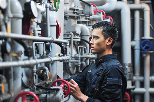 Director Zhao Baogang says his latest TV series, Deepwater Forces, is about China's effort to establish a new, modern navy. The new series is a tribute to the 68th anniversary of the founding of the People's Liberation Army Navy. (Photo provided to China Daily)