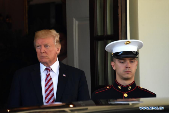 U.S. President Donald Trump (L) waits to welcome visiting Kuwaiti Amir Sheikh Sabah Al-Ahmed Al-Jaber Al-Sabah at the White House in Washington D.C., the United States, on Sept. 7, 2017. (Xinhua/Yin Bogu)