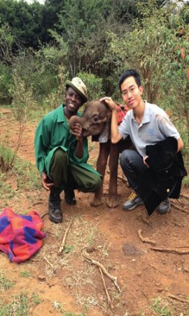 Huang Hongxiang dedicates himself to preserving Africa's wildlife. (Photo/Courtesy of Huang Hongxiang)