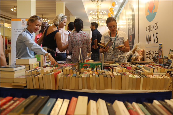 Expat Show Shanghai held at the Shanghai Exhibition Center on Sept 8. [Photo:chinadaily.com.cn/ Gao Erqiang)