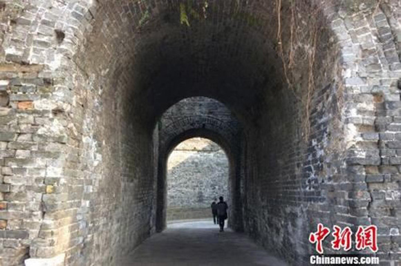 City wall in Jingzhou city, Hubei Province  (Photo‍/Chinanews.com)