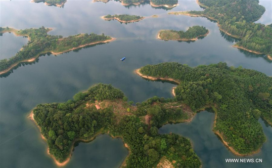 Aerial photo taken on Sept. 18, 2017 shows the beautiful scenery of Xianghongdian reservoir at Jinzhai County of Lu'an City, east China's Anhui Province. The Xianghongdian reservoir was approved as the National Water Park in 2004. (Xinhua/Tao Ming)