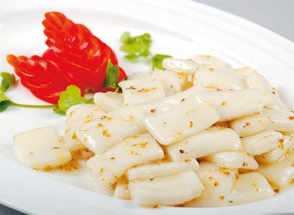 Osmanthus rice cake (Photo/Shanghai Daily)