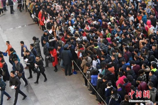An exam center for last year's national civil servant recruitment exam in Shanxi Province. (Photo/Chinanews.com)