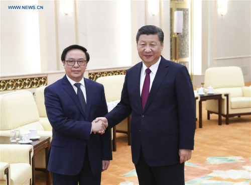 Chinese President Xi Jinping (R), also general secretary of the Communist Party of China (CPC) Central Committee, meets with Hoang Binh Quan, special envoy of Nguyen Phu Trong, general secretary of the Communist Party of Vietnam (CPV) Central Committee, in Beijing, capital of China, Oct. 30, 2017. Hoang is also head of the Commission for External Relations of the CPV Central Committee. (Xinhua/Pang Xinglei)