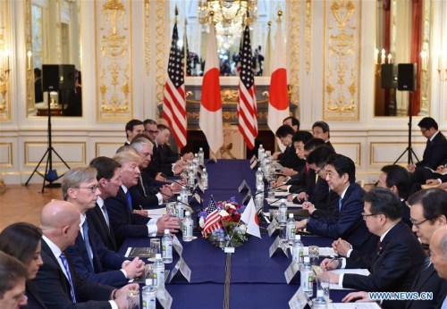 Japanese Prime Minister Shinzo Abe holds talks with visiting U.S. President Donald Trump in Tokyo, capital of Japan, on Nov. 6, 2017. (Xinhua)
