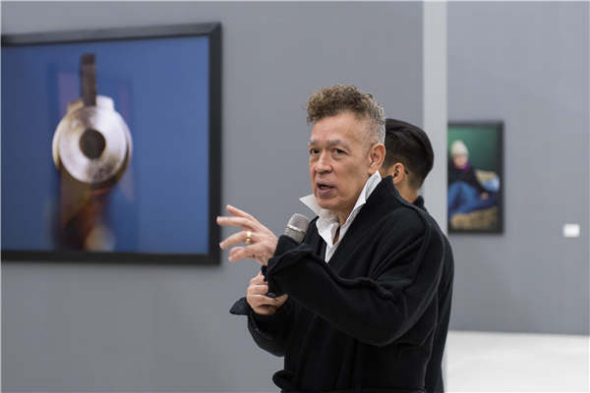 U.S. artist Andres Serrano (Photo provided to China Daily)